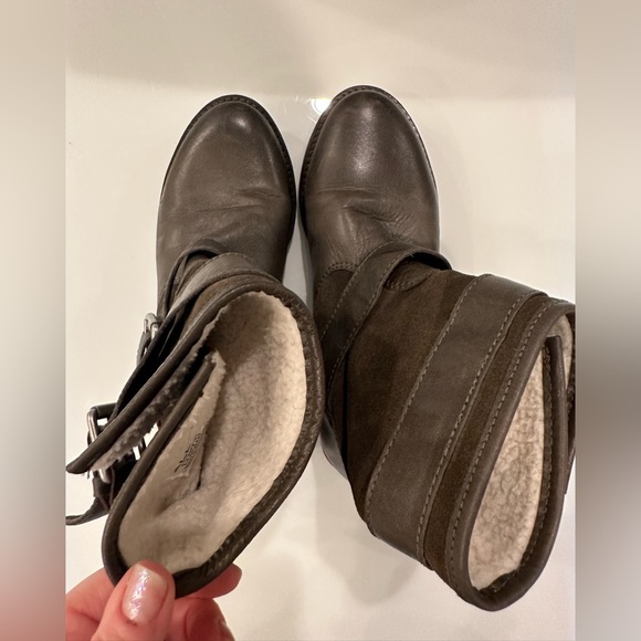 Aldo Olive Green Moto boot with faux fur lining. Size 7. - Picture 6 of 7